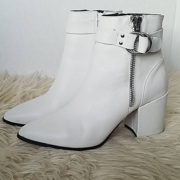 Steven By Steve Madden Shoes - Steve Madden white leather Johannah booties